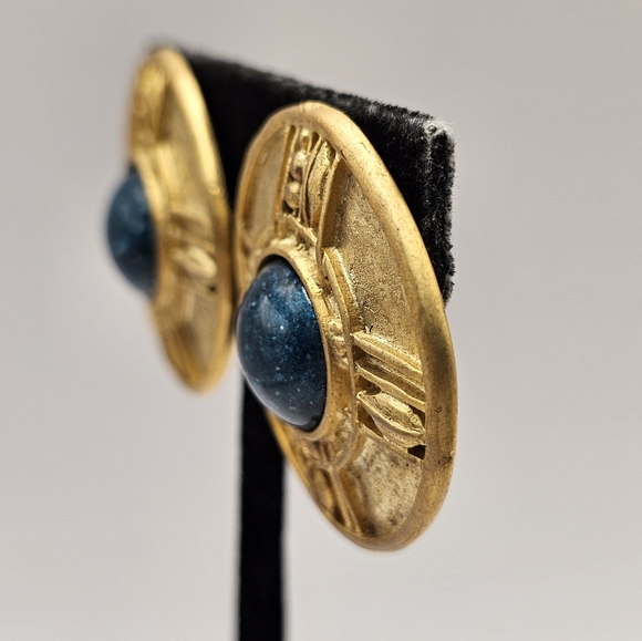 80's Circle Brutalist Earrings Clip-On Gold Tone Teal Center Stud Metal Vintage - Picture 2 of 8